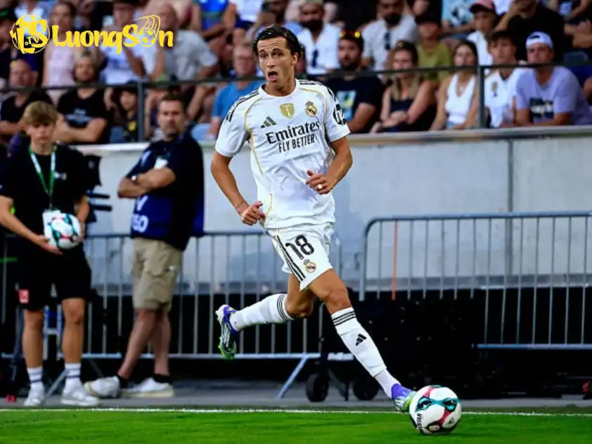 Anh đã trở lại Real Madrid và thi đấu tốt trong trận giao hữu vừa qua (Ảnh: GOAL) Anh đã trở lại Real Madrid và thi đấu tốt trong trận giao hữu vừa qua