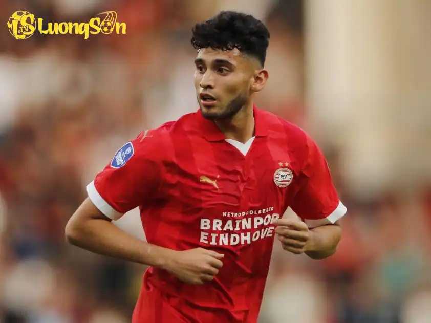 Pepi đang làm tốt ở vai trò lĩnh xướng hàng công PSV (Ảnh: The18) Pepi đang làm tốt ở vai trò lĩnh xướng hàng công PSV (Ảnh: The18)