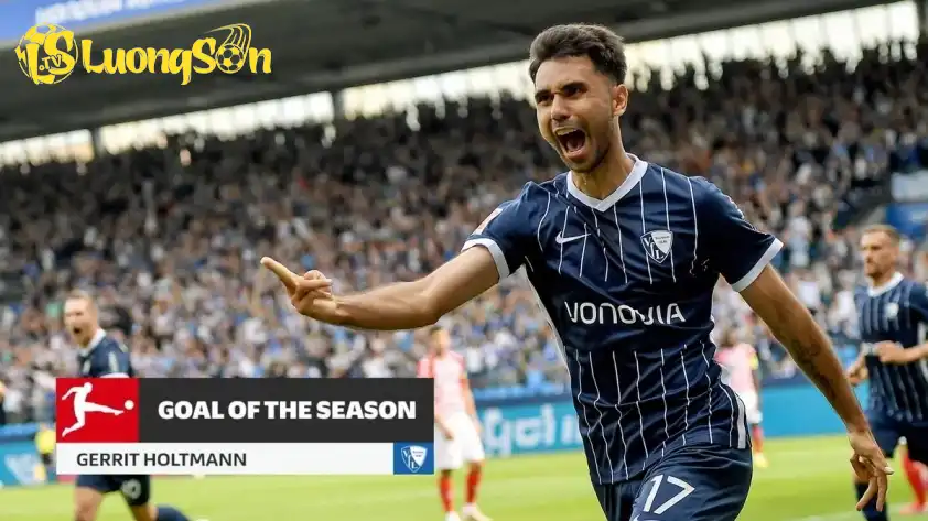 Holtmann là cầu thủ cực kỳ đẳng cấp của Philippines. Holtmann là cầu thủ cực kỳ đẳng cấp của Philippines.