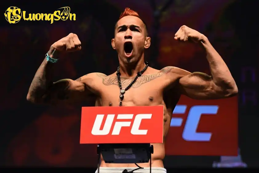 Godofredo Pepey thời còn thi đấu ở UFC.